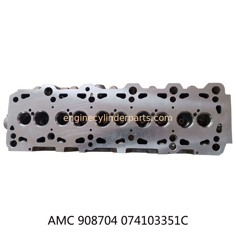 Cylinder Head Of Engine VW LT 2.5 TDI BBF / 074103351C